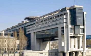 Gérald Darmanin prolonge le report des cotisations et contributions sociales des entreprises sur le mois de mai